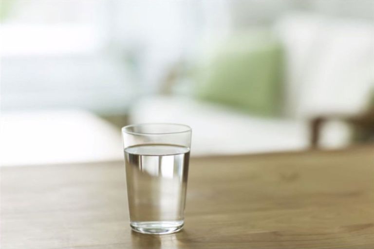 Natural Alkaline Water: Health Benefits of Drinking It